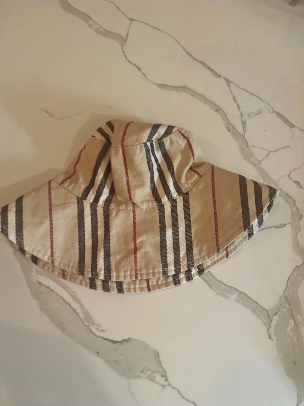 Burberry Beige Striped Kids Bucket Hat from the early 2000s